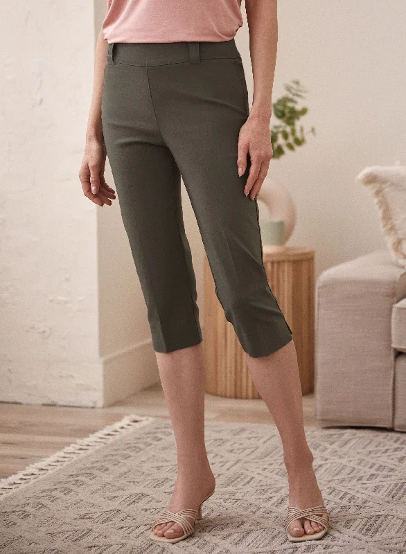 Refresh your wardrobe with high-quality women’s fashion   Pull-On Bengaline Capris