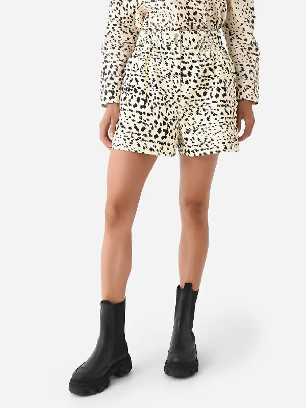 Comfortable yet stylish outfits for women on the go   Aspen Short In Animal Print