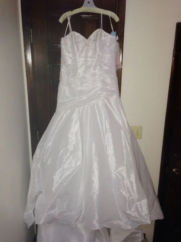 High-fashion styles at affordable prices   Mori Lee 5176