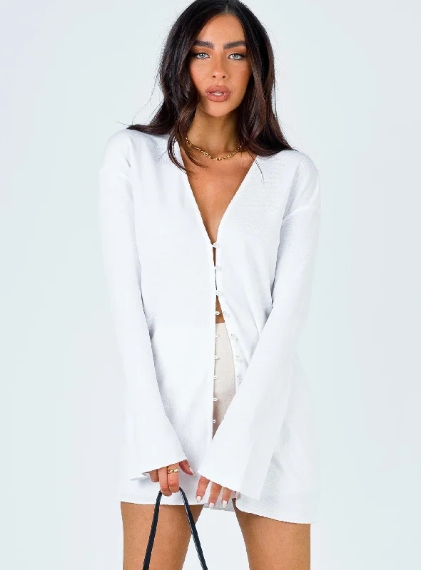 Classic pieces for a timeless wardrobe   Macy Cardigan White