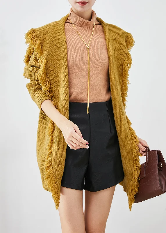 Iconic women’s outfits that never go out of style   Modern Yellow Sailor Collar Tasseled Knit Cardigan Fall